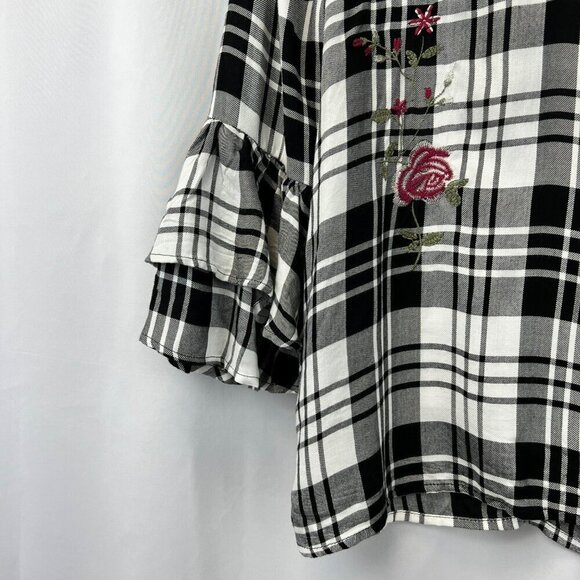 Blue Rain Women’s Choker Neck Ruffle Cuff Top Plaid/Embroidered Floral Small - Picture 5 of 9